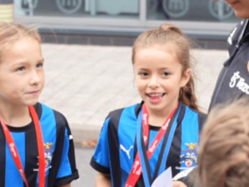 Manchester United academy manager inspires Morson-sponsored girls football team