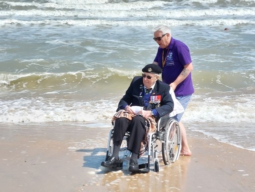 WWII Veteran Roy Smith with Taxi Charity volunteer Micky Harris