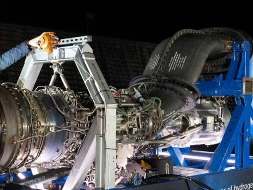 Rolls-Royce and easyJet test hydrogen powered jet engine
