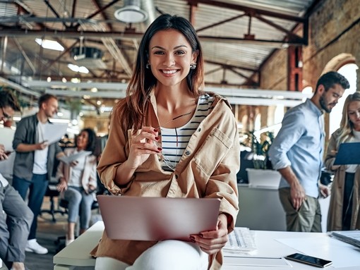 Stock image Young business people in office