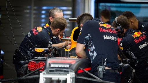 Red Bull racing engineers